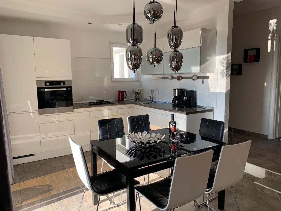 Apartment Dora Makarska Zewnętrze zdjęcie